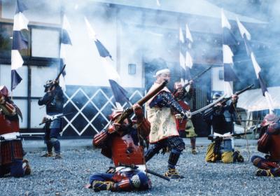 五葉山火縄銃鉄砲隊(演武見学)